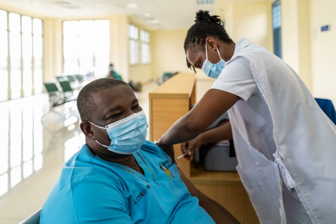 RDC-plus-besoin-de-preuve-dun-test-Covid-19-négatif-pour-les-personnes-complètement-vaccinées