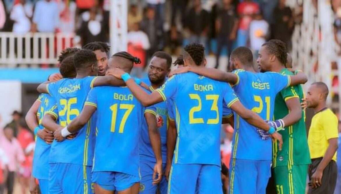 joueurs du FC Saint-Éloi Lupopo